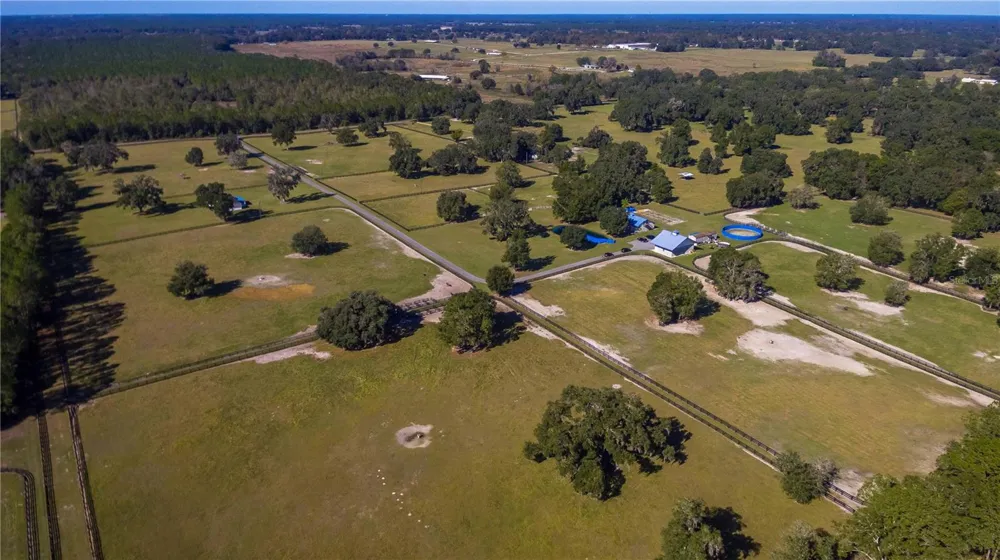 7787 NW 150TH AVENUE Morriston, FL 32668