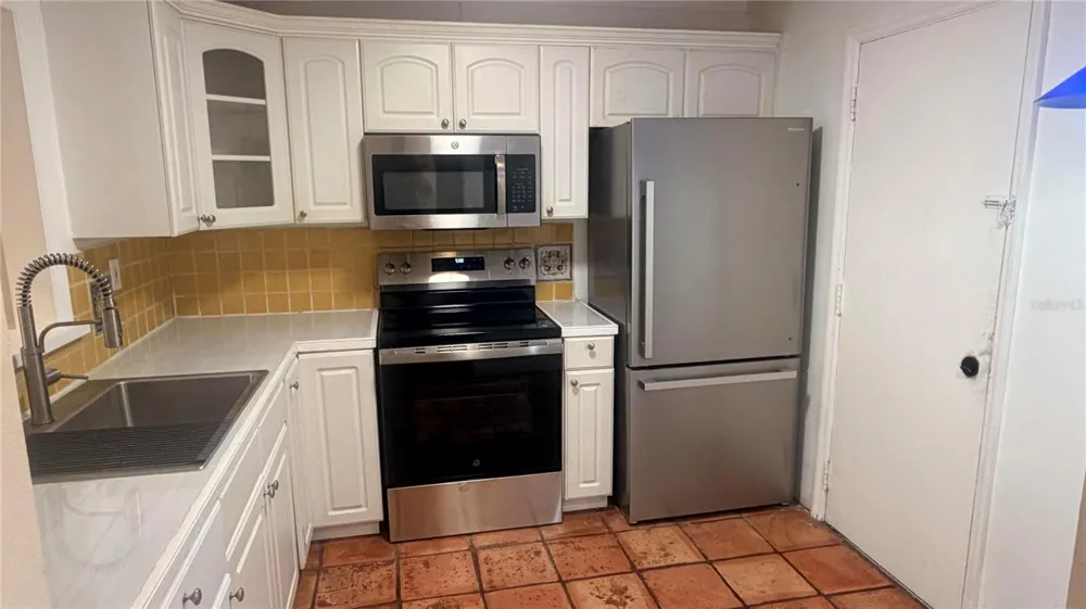 406 NW 68TH AVENUE #107 Plantation, FL 33317