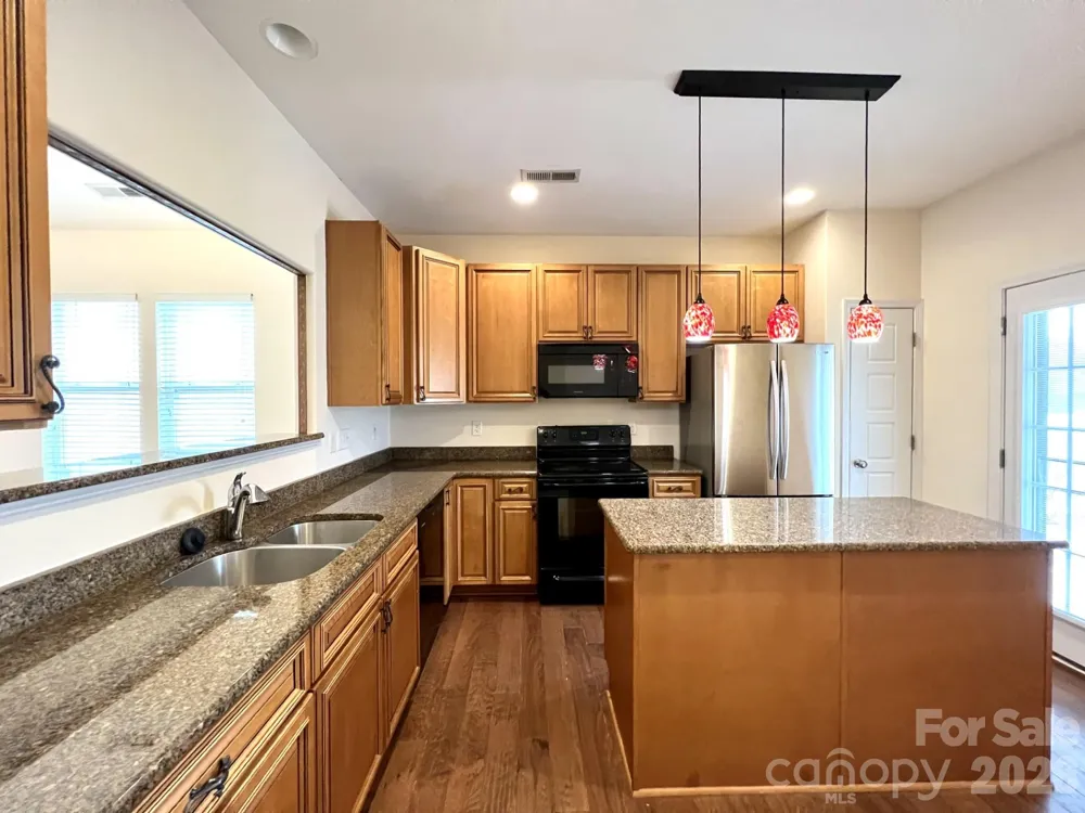 11017 Hat Creek Lane Kannapolis, NC 28036