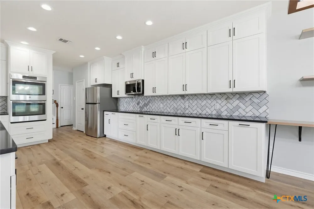 822 Terra Cotta Court Harker Heights, TX 76548