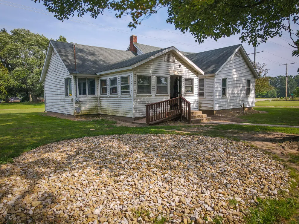 50002 M 51 Dowagiac, MI 49047