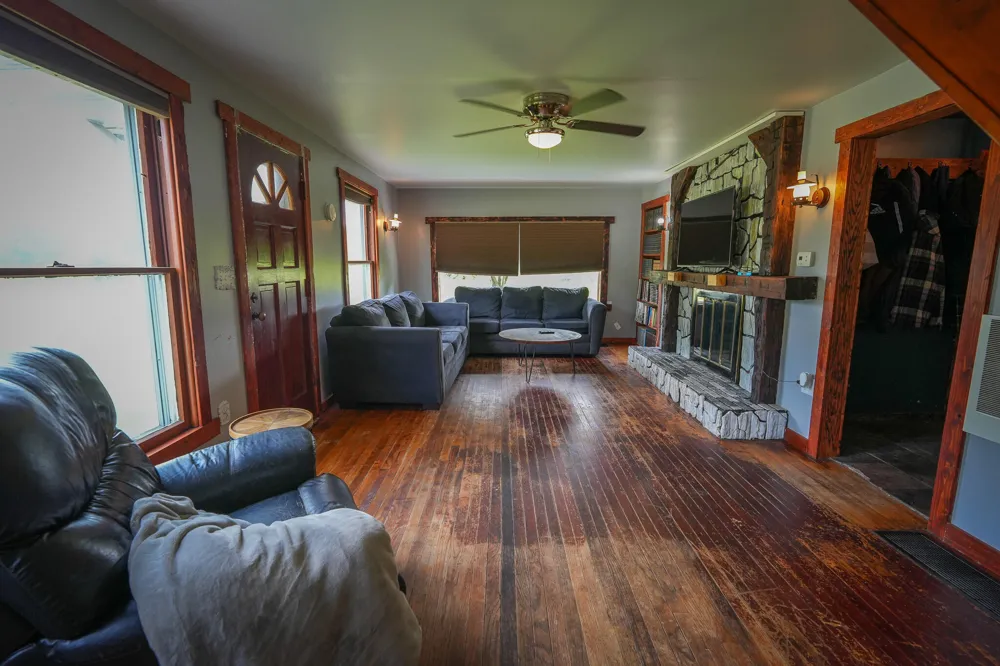 50002 M 51 Dowagiac, MI 49047