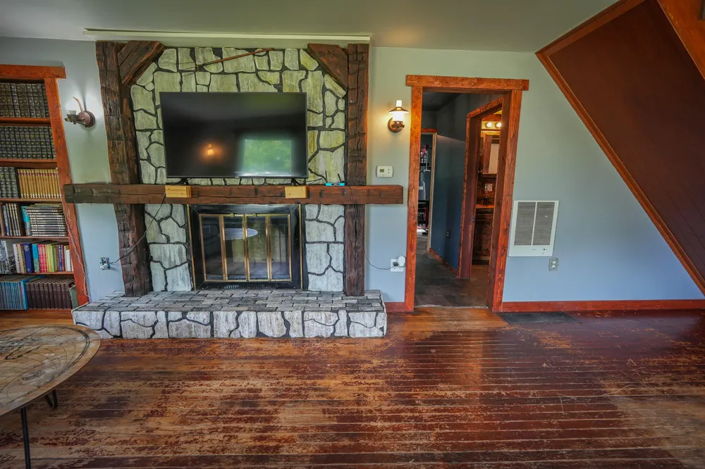50002 M 51 Dowagiac, MI 49047