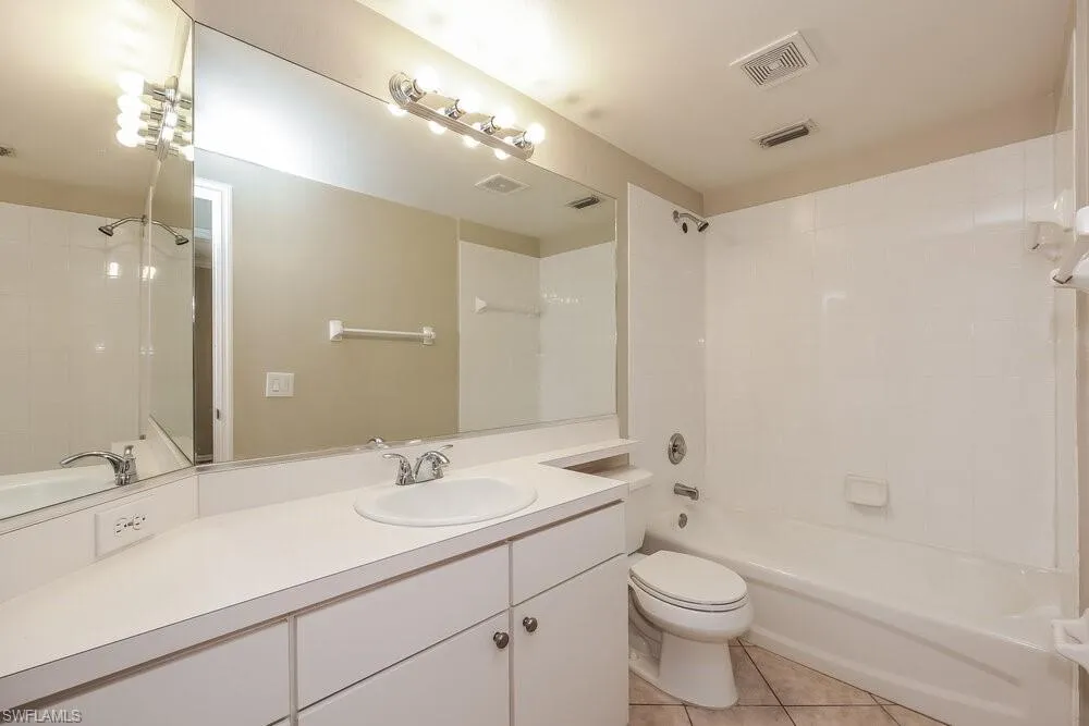 Address Not Shown Venice, FL 34293