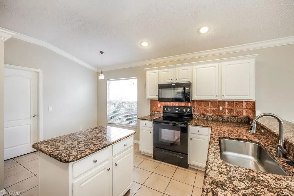 Address Not Shown Venice, FL 34293