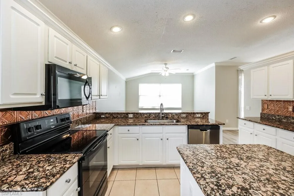 Address Not Shown Venice, FL 34293