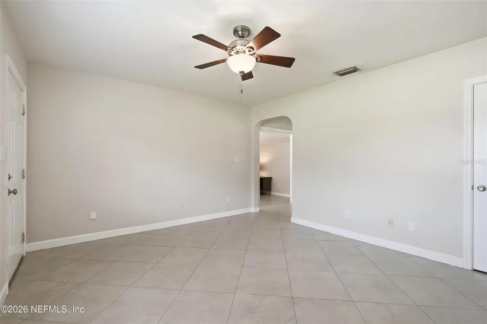 5239 GLENWOOD AVENUE Jacksonville, FL 32205