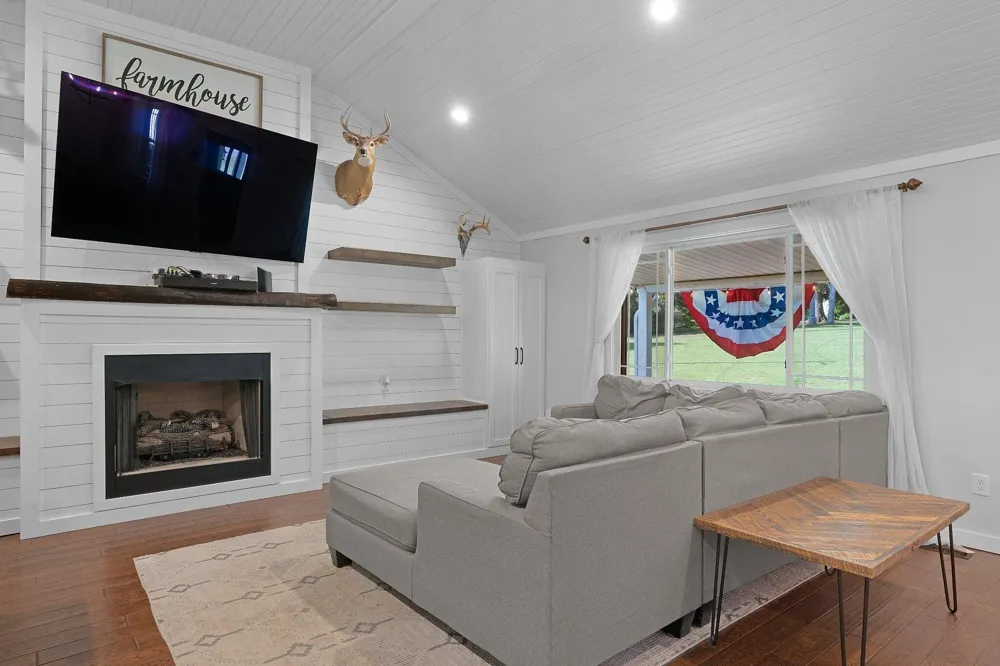 558 Bonds Road Chickamauga, GA 30707