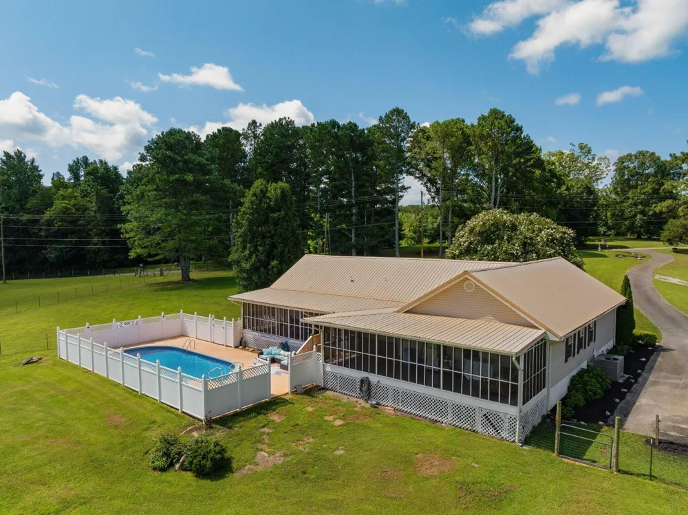 558 Bonds Road Chickamauga, GA 30707