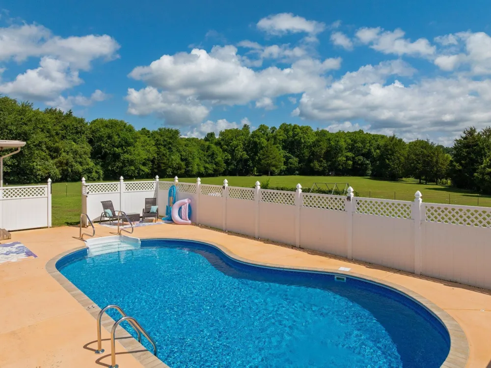 558 Bonds Road Chickamauga, GA 30707