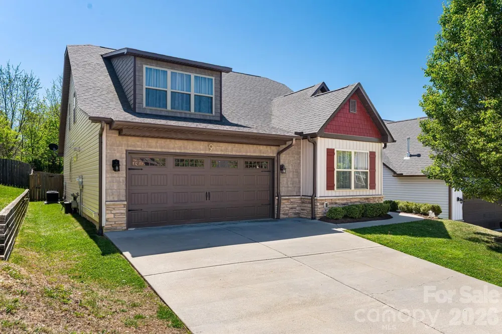 9 Partridge Berry Lane Weaverville, NC 28787