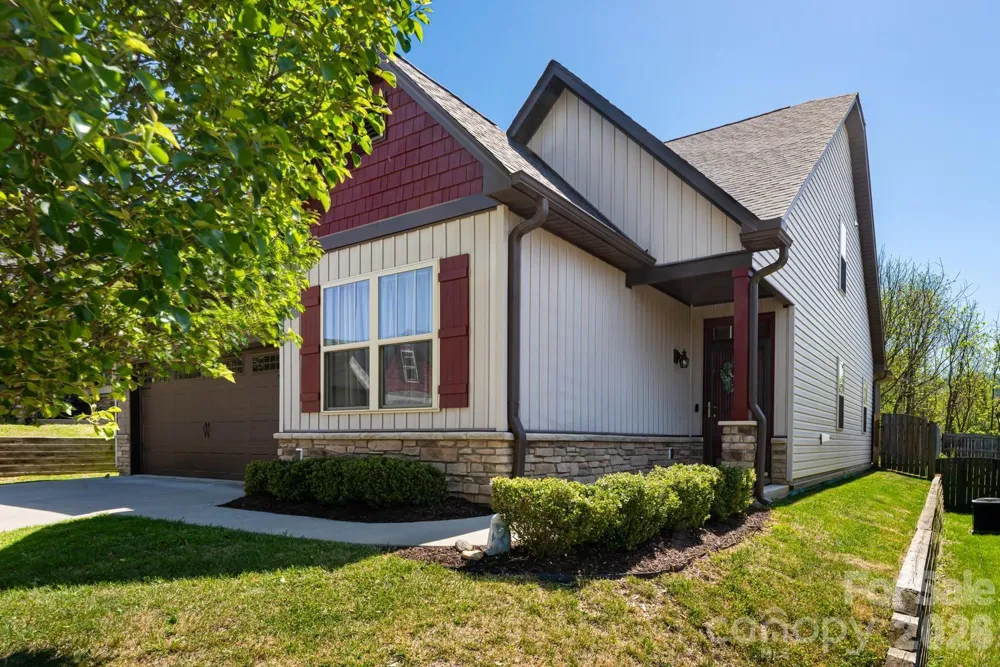 9 Partridge Berry Lane Weaverville, NC 28787