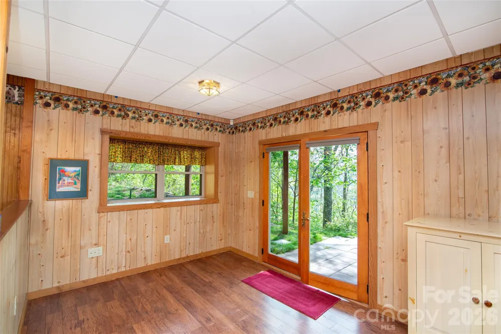 1602 Forest Run Road Whittier, NC 28789