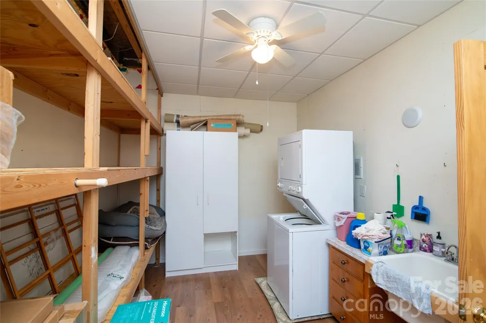 1602 Forest Run Road Whittier, NC 28789