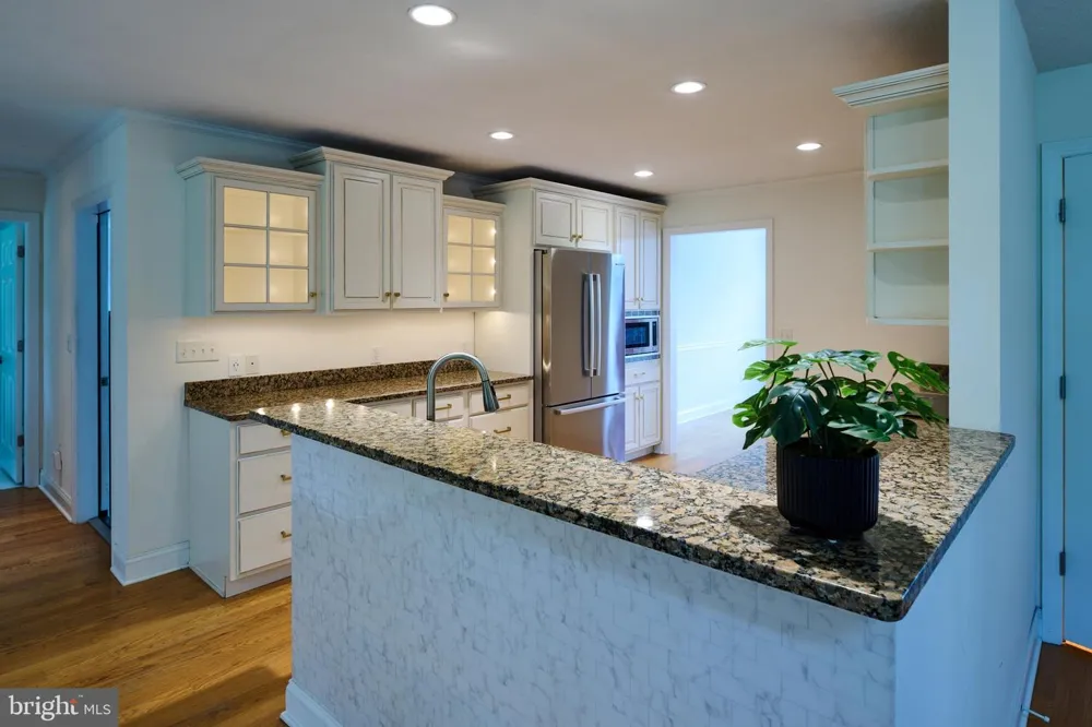 248 IVY HILL DRIVE State College, PA 16801