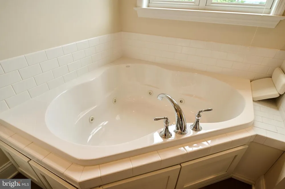 248 IVY HILL DRIVE State College, PA 16801