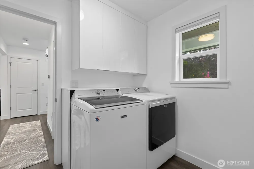 8254 Breeze Loop Blaine, WA 98230