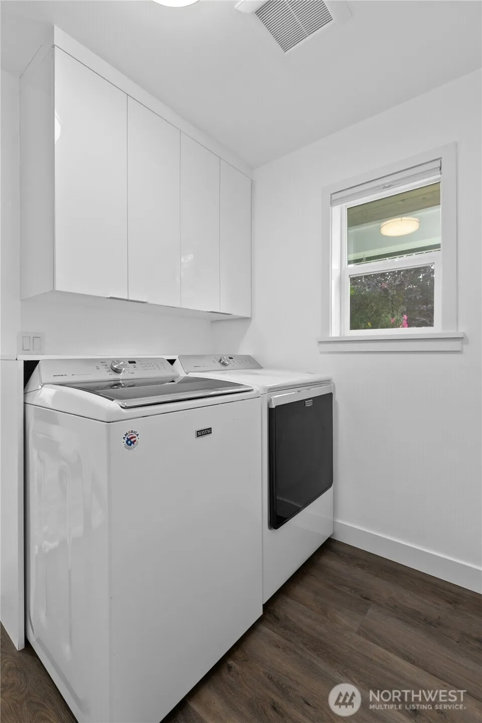 8254 Breeze Loop Blaine, WA 98230