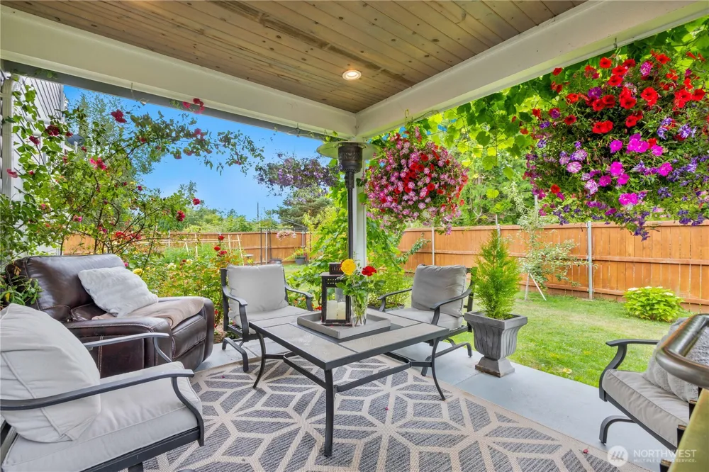 8254 Breeze Loop Blaine, WA 98230