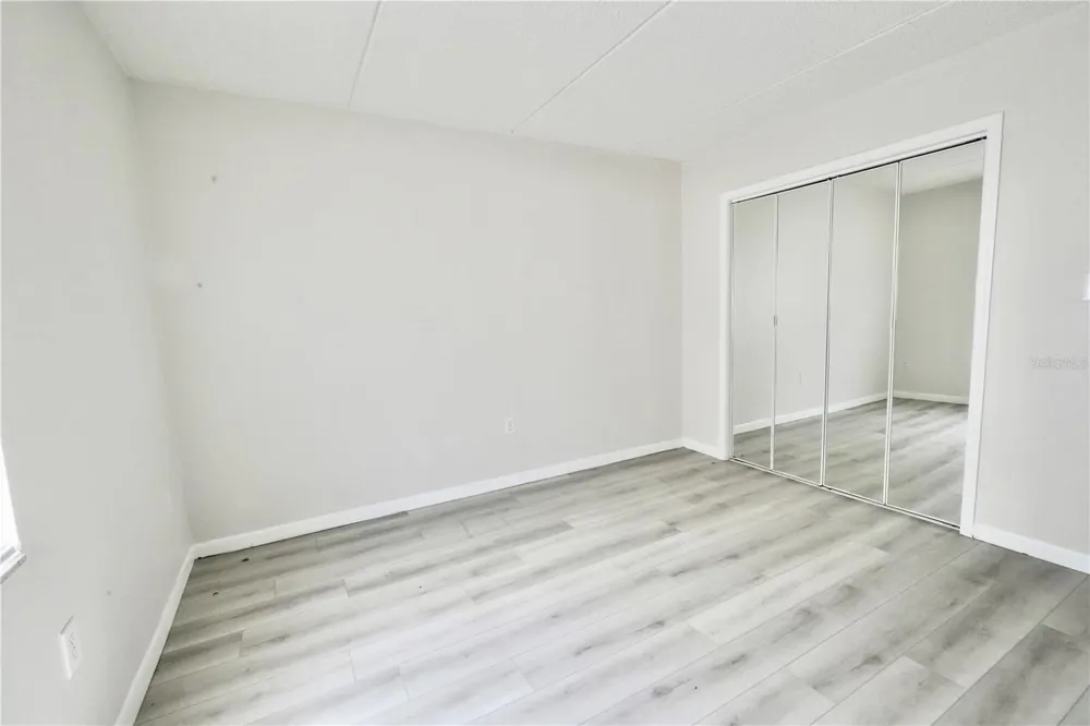 4718 CHRISTA COURT #317 Tampa, FL 33614
