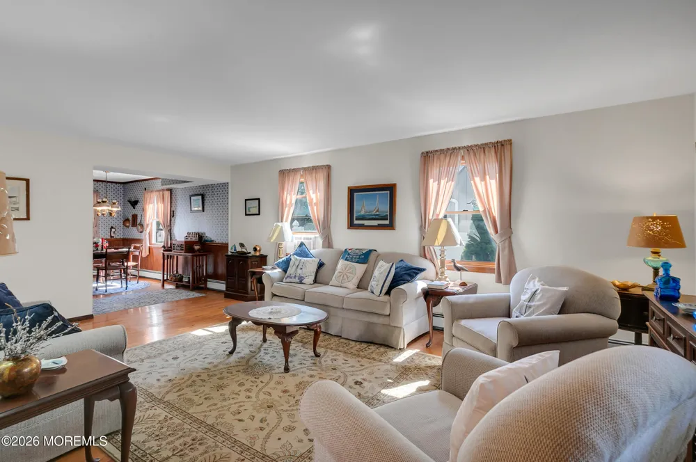 138 Woodland Avenue Bay Head, NJ 08742