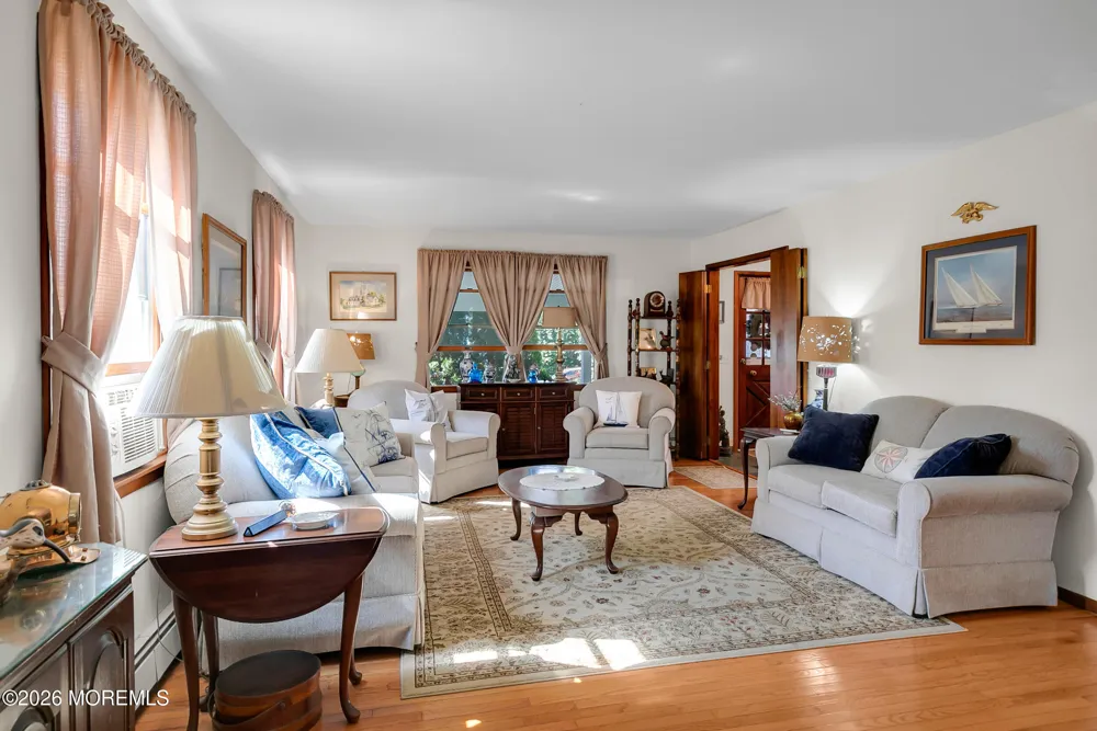 138 Woodland Avenue Bay Head, NJ 08742