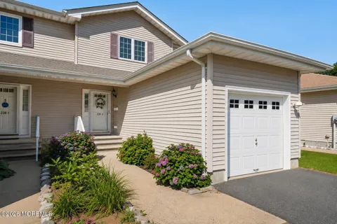 2282 5th Avenue #2