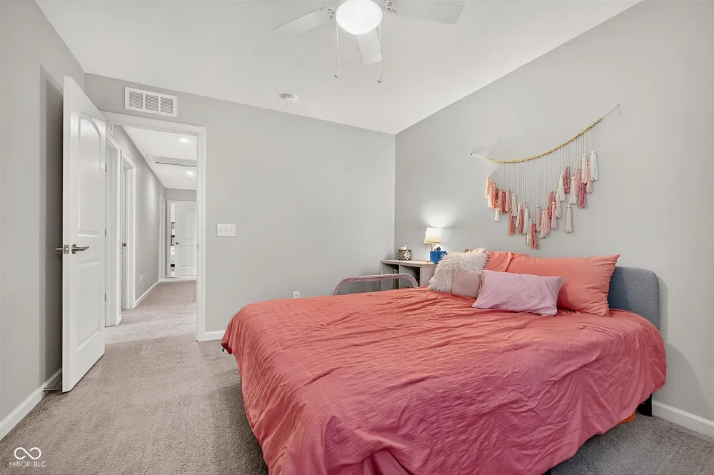 6779 Oakcrest Drive McCordsville, IN 46055