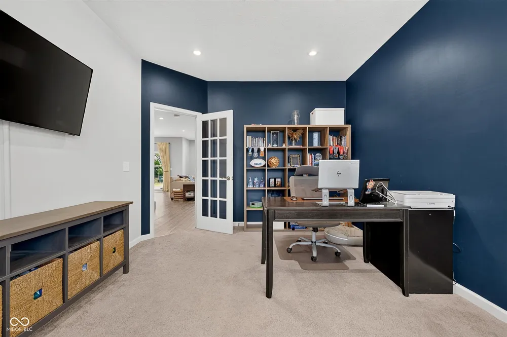 6779 Oakcrest Drive McCordsville, IN 46055