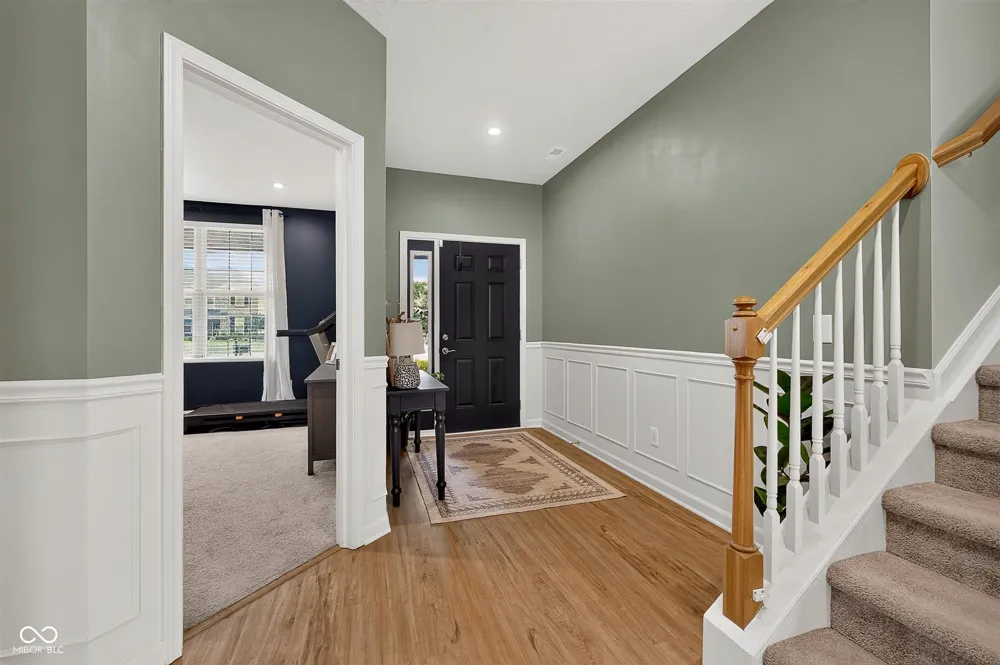 6779 Oakcrest Drive McCordsville, IN 46055
