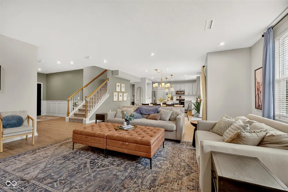 6779 Oakcrest Drive McCordsville, IN 46055