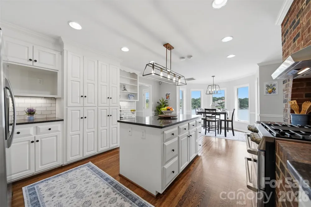 476 44th Avenue Drive NW Hickory, NC 28601