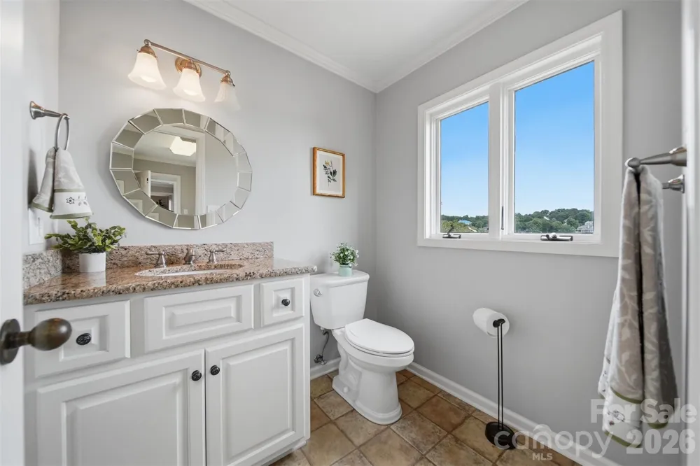 476 44th Avenue Drive NW Hickory, NC 28601