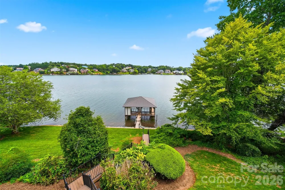 476 44th Avenue Drive NW Hickory, NC 28601