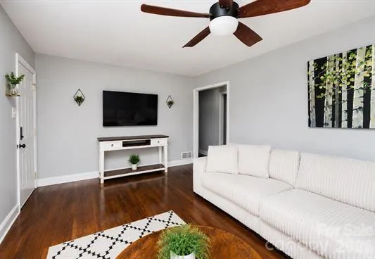 195 Stribling Circle Spartanburg, SC 29301