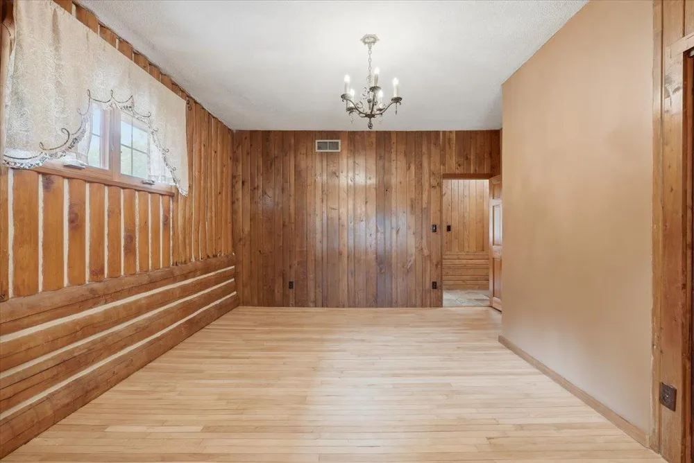 E 5107 750th Avenue Menomonie, WI 54751