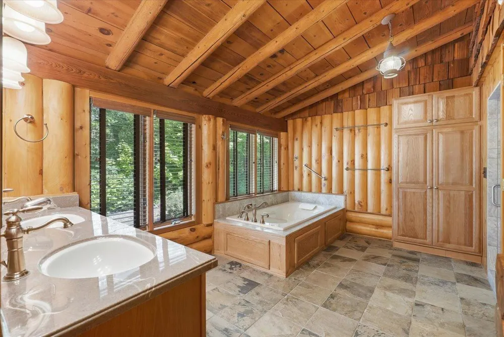 E 5107 750th Avenue Menomonie, WI 54751