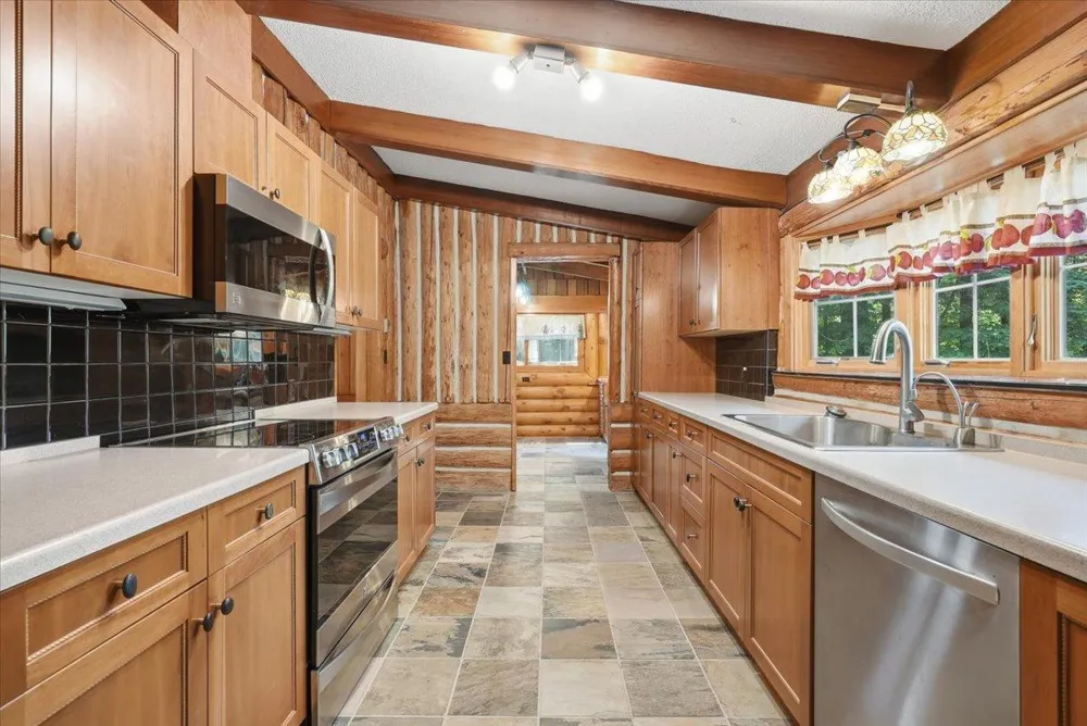 E 5107 750th Avenue Menomonie, WI 54751