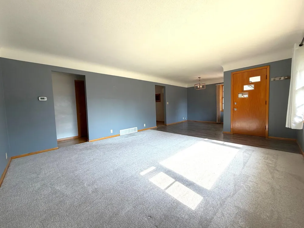 506 1st Avenue SE New Prague, MN 56071