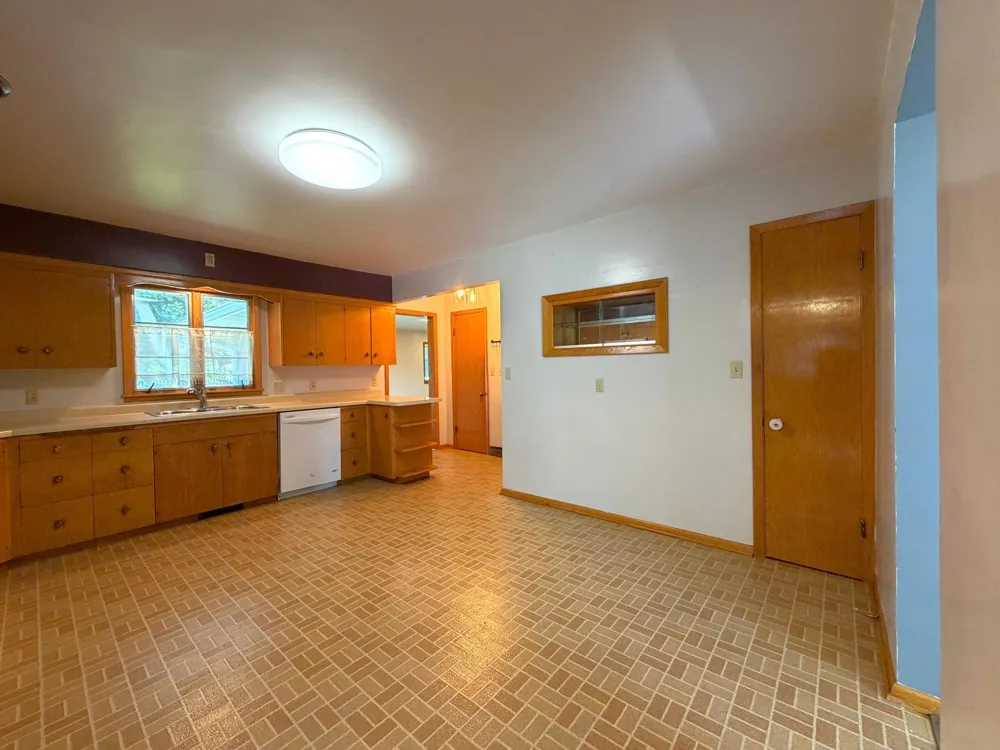 506 1st Avenue SE New Prague, MN 56071