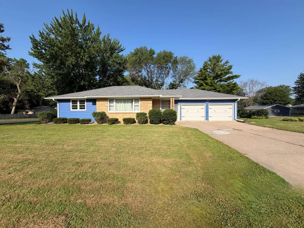 506 1st Avenue SE New Prague, MN 56071