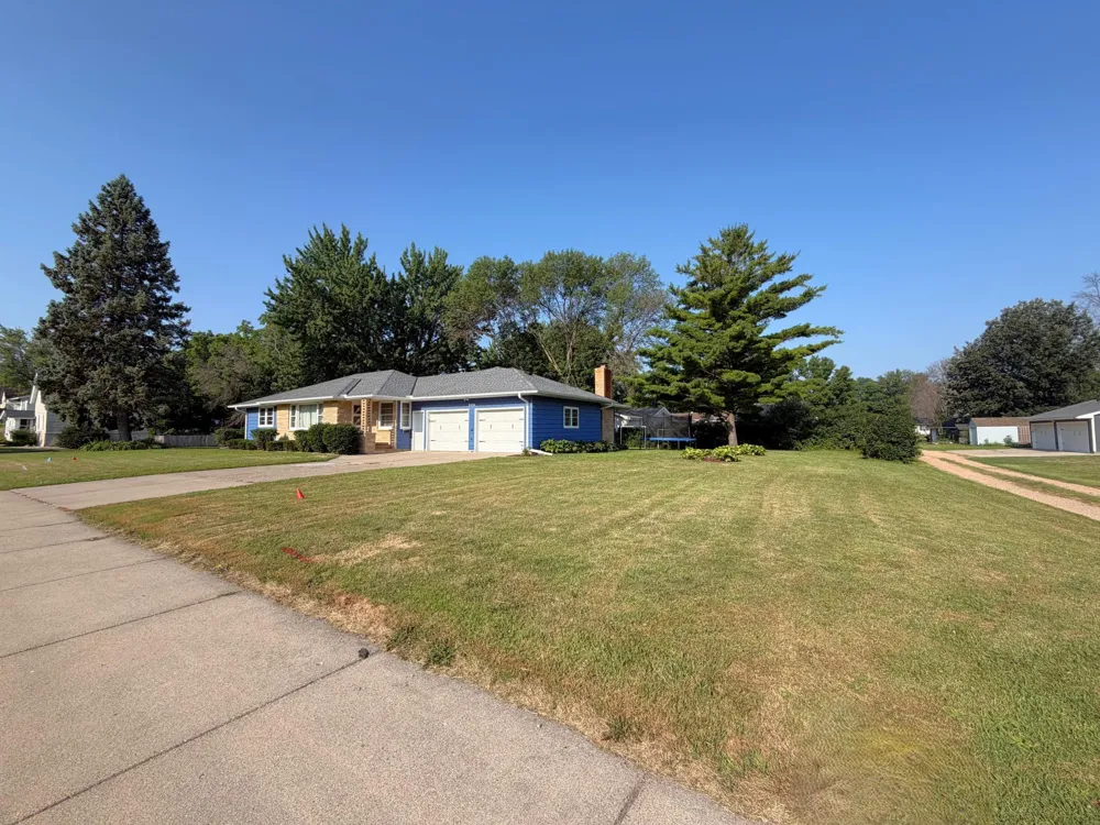 506 1st Avenue SE New Prague, MN 56071