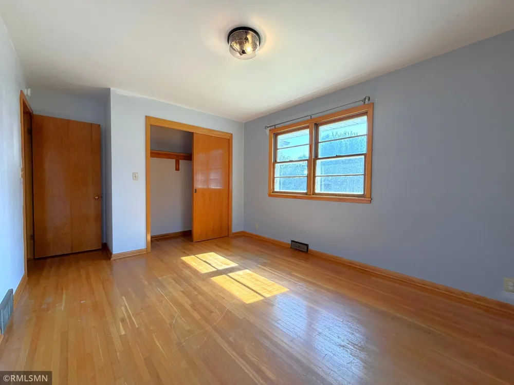 506 1st Avenue SE New Prague, MN 56071