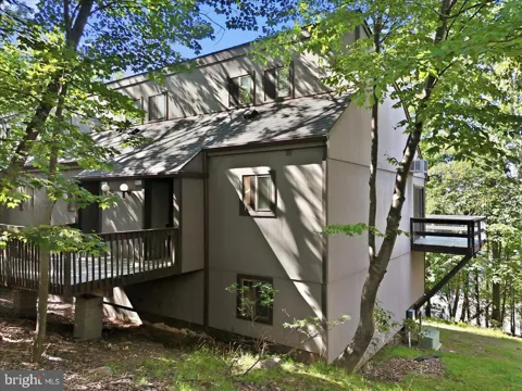 126 CROSS COUNTRY LANE