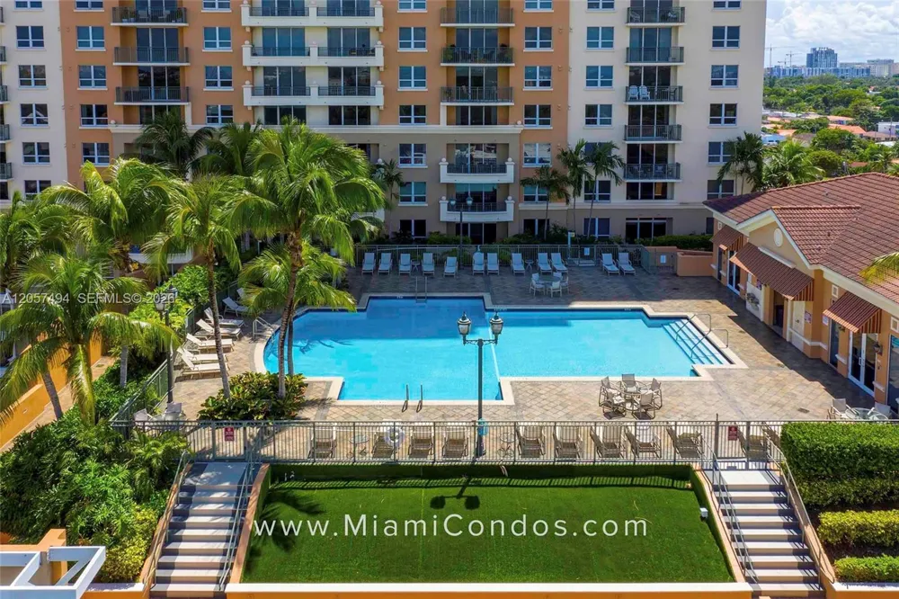 3232 SW 22nd Ter #201 Miami, FL 33145