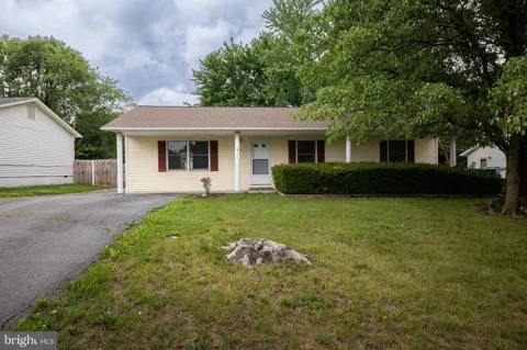 305 HACKBERRY DRIVE
