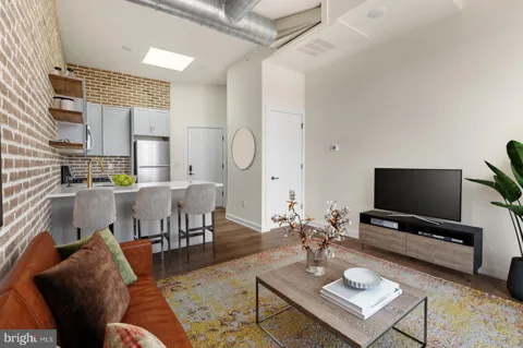 2401 FRANKFORD AVENUE #4B
