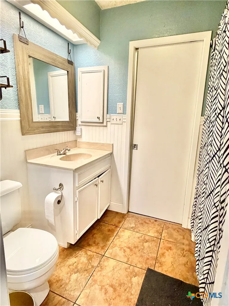 213 Timber Drive Victoria, TX 77904