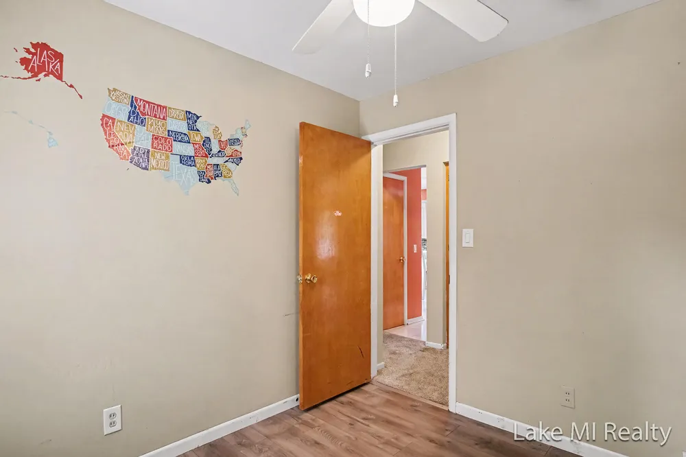938 Calvary Avenue NW Grand Rapids, MI 49504