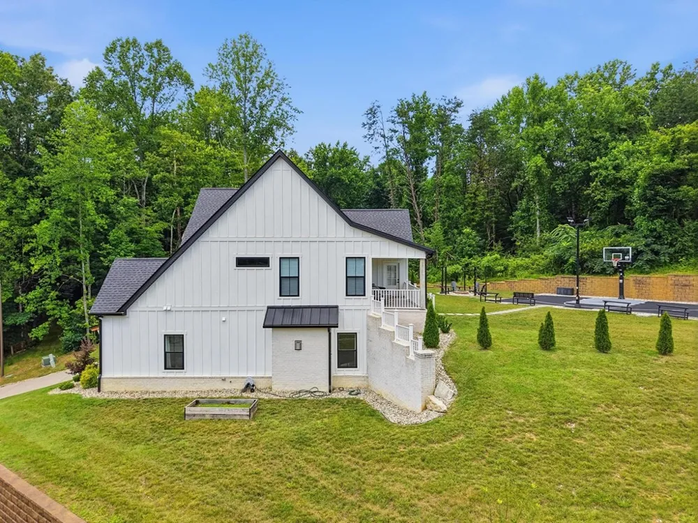 629 Longstreet Dr Cookeville, TN 38506